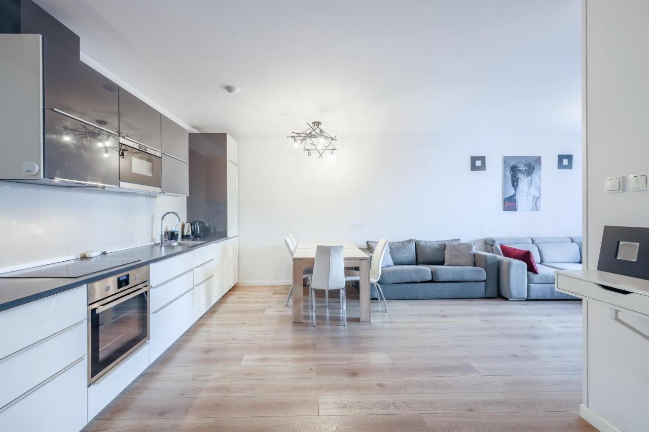 Apartmate Spacious Apartment With Balcony Oldtown For 6 People Gdansk Ngoại thất bức ảnh