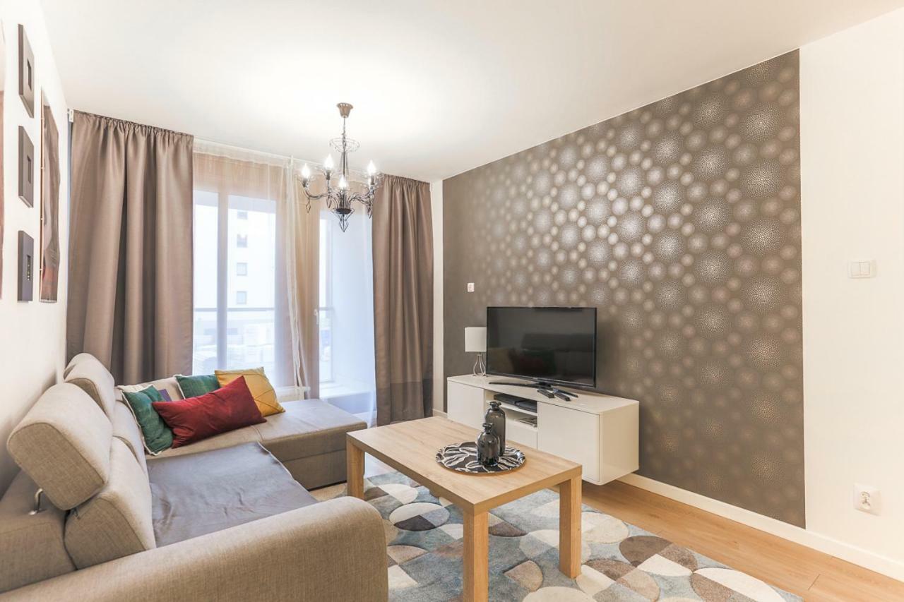Apartmate Spacious Apartment With Balcony Oldtown For 6 People Gdansk Ngoại thất bức ảnh