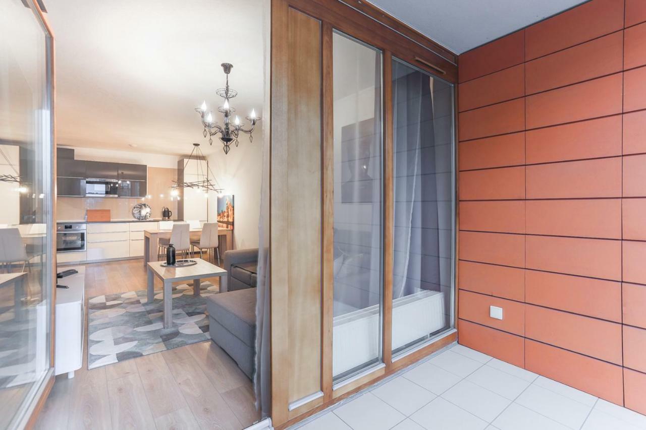 Apartmate Spacious Apartment With Balcony Oldtown For 6 People Gdansk Ngoại thất bức ảnh